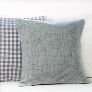 FLINT TEXTURED CUSHION COVER